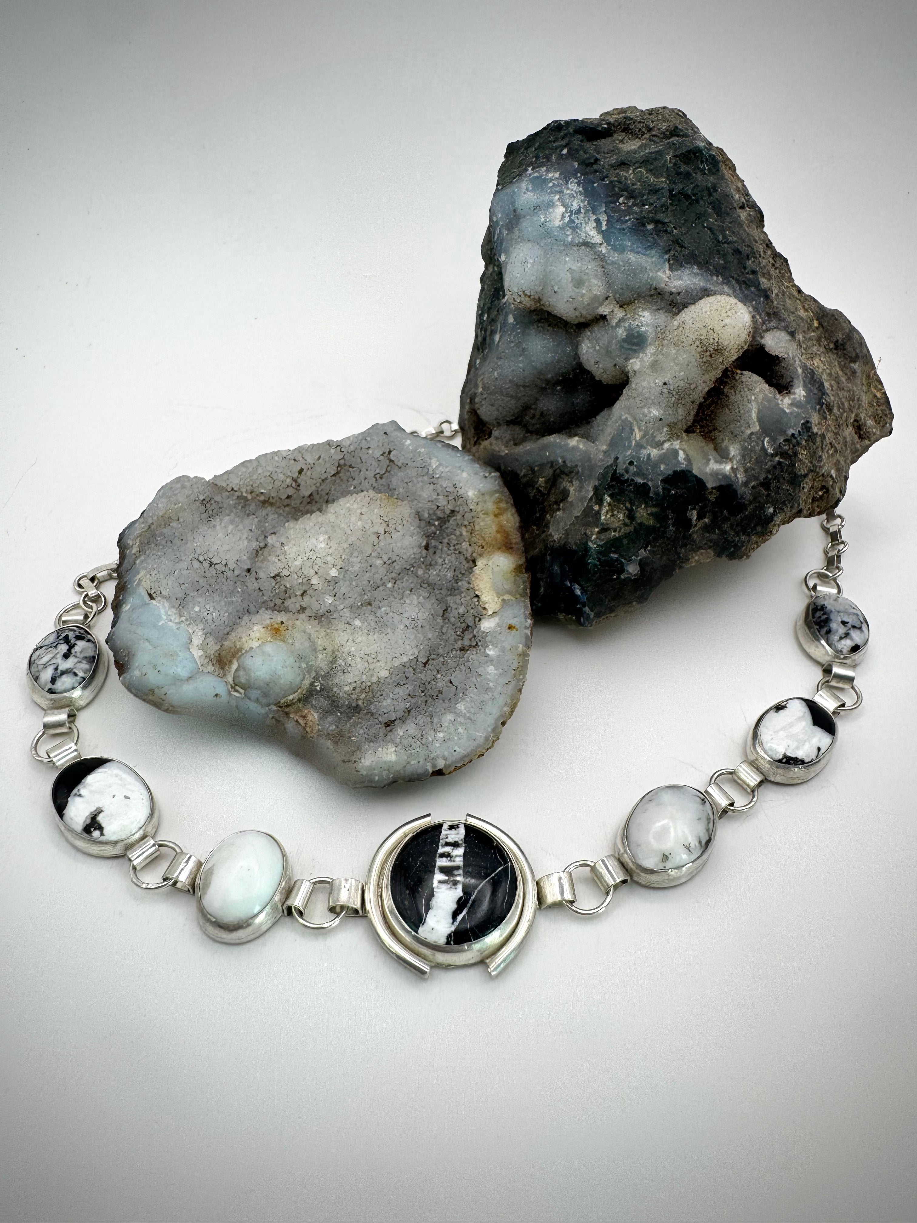 White Buffalo Choker