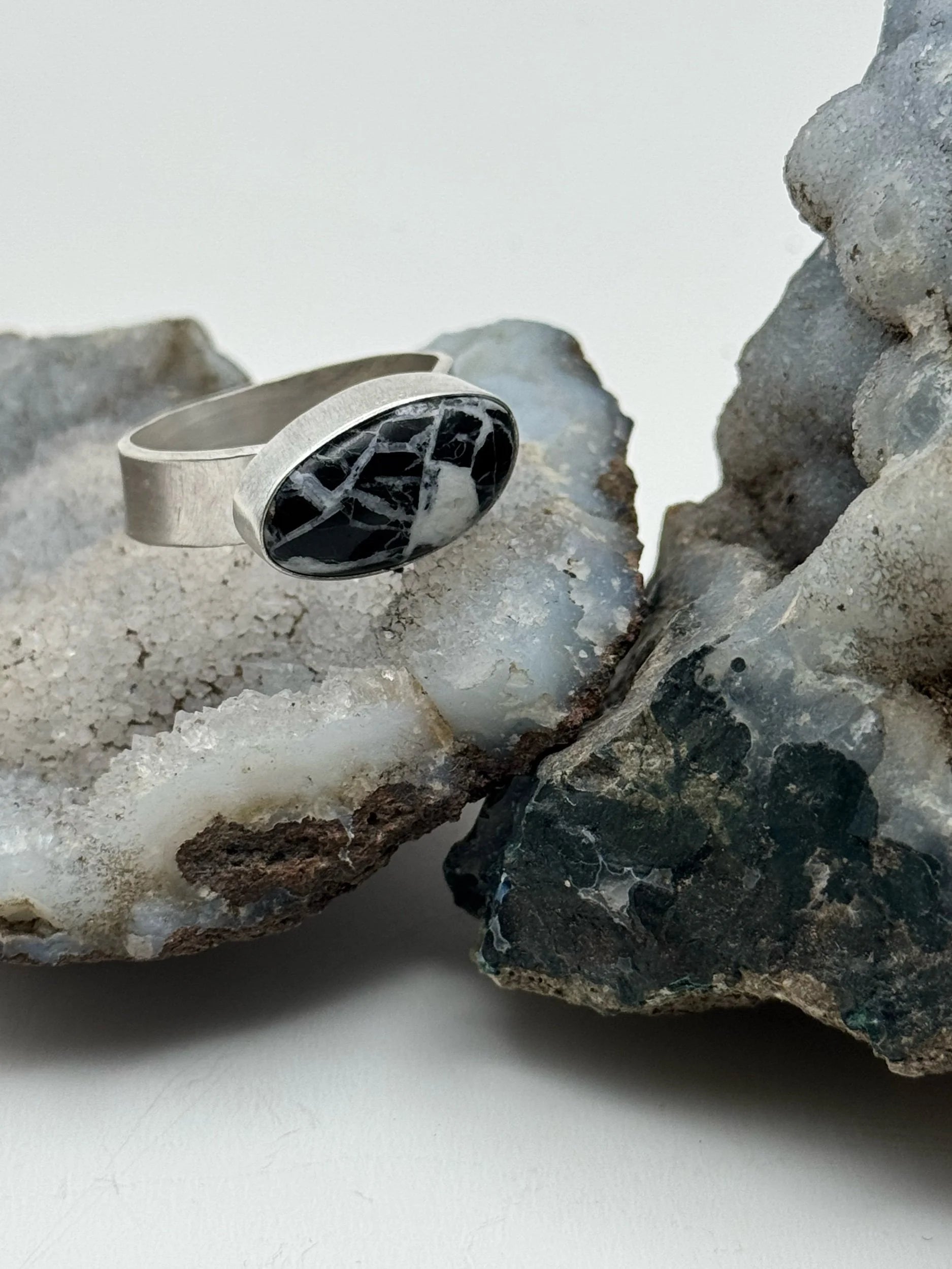 White Buff Ring (SIZE 8.5)