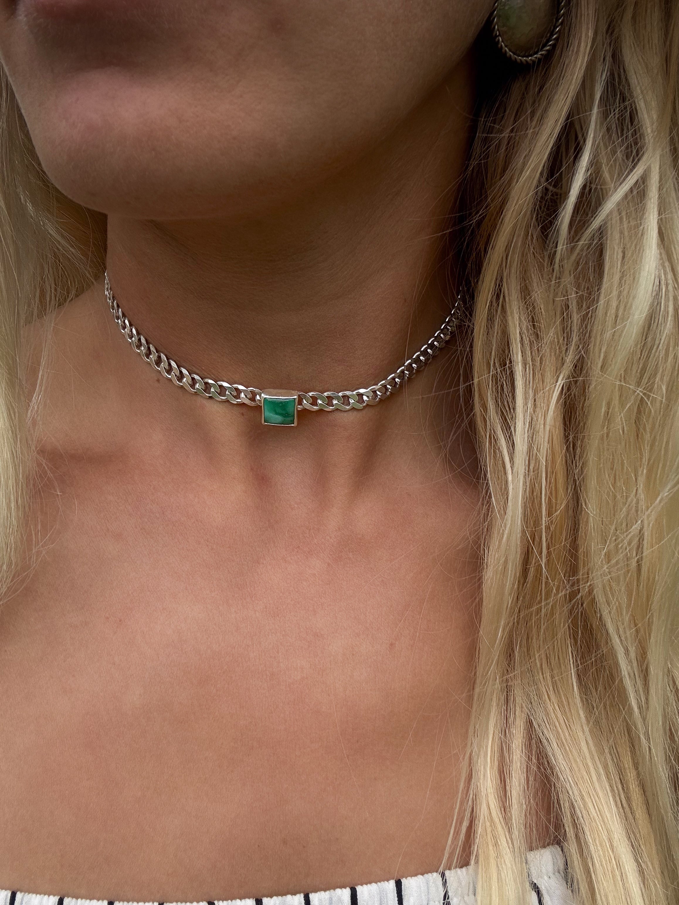 Green Curb Chain Choker